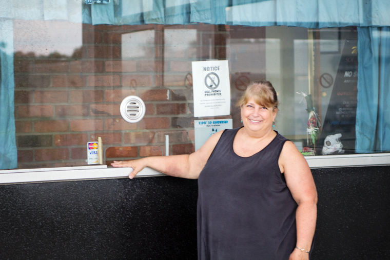 fashion-schlub-bettye-rainwater-plus-size-babylon-south-bay-theater-7-27-17-7-blogsized